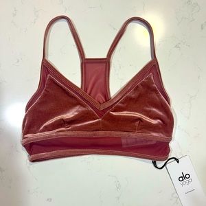 NWT ALO Yoga Bra
